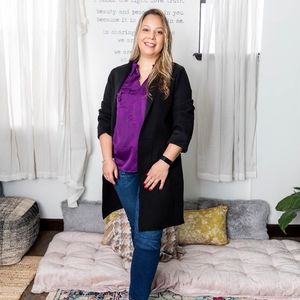 Meet your Posher, Carla